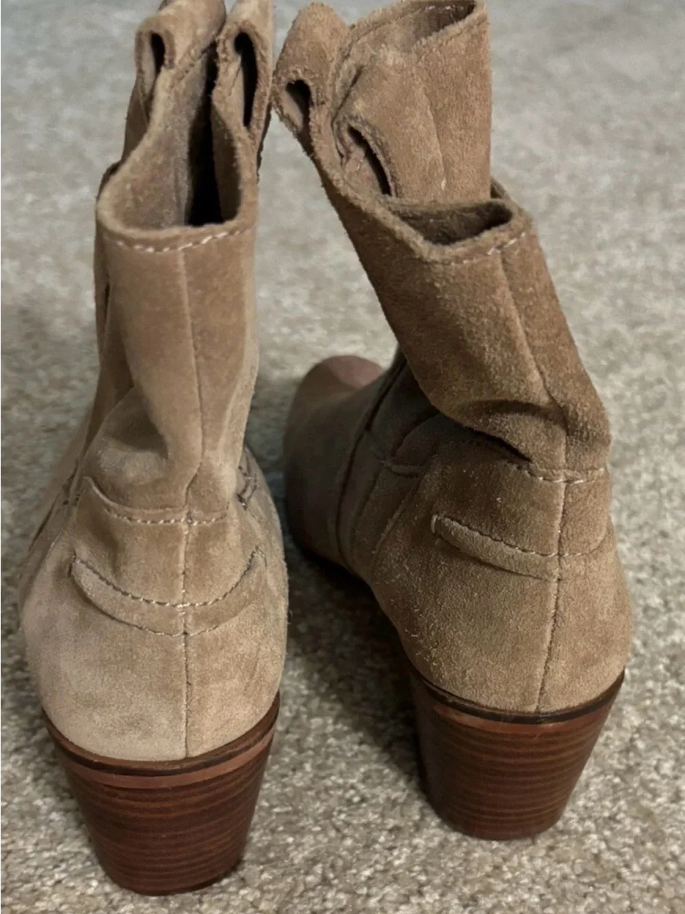 Vince Camuto taupe suede